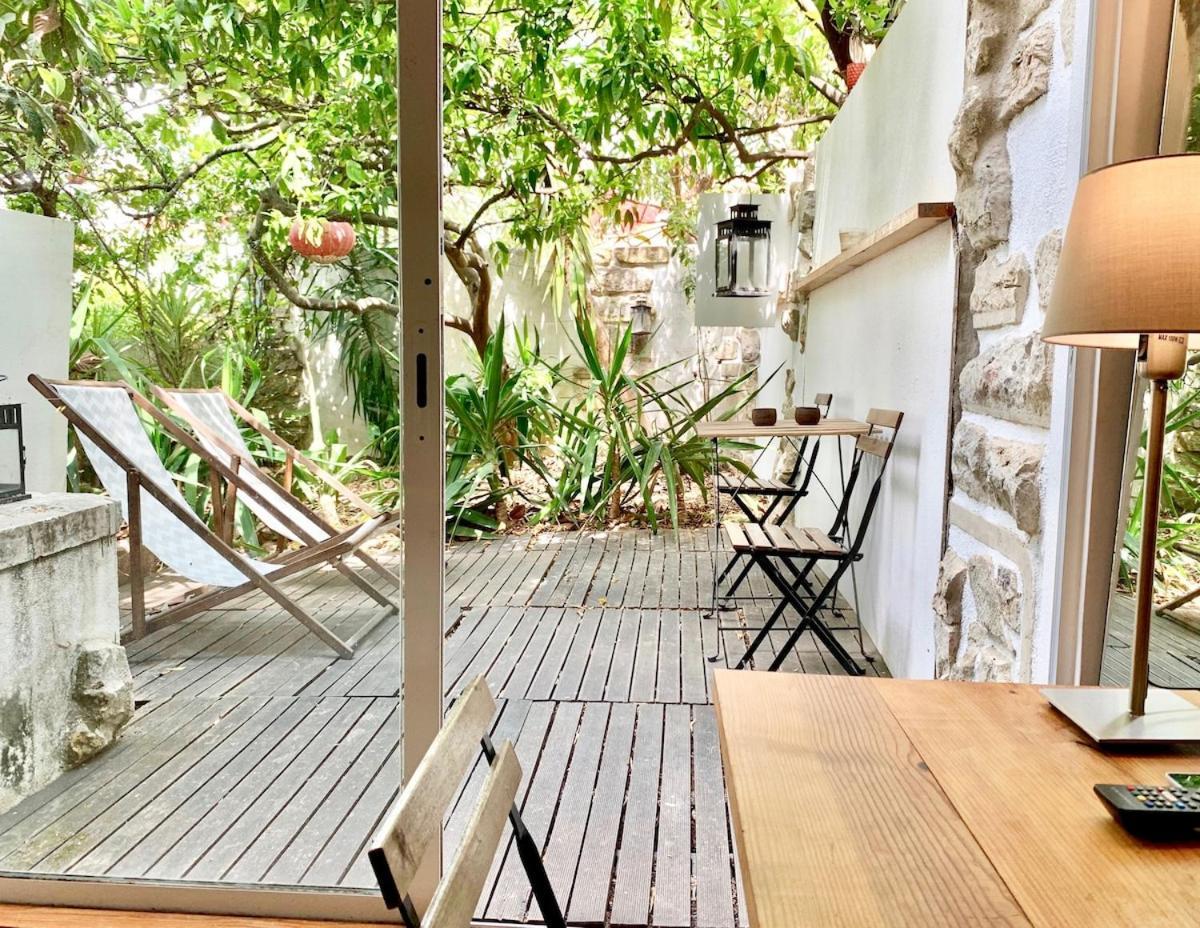 Cozy With Private Terrace Apartamento *